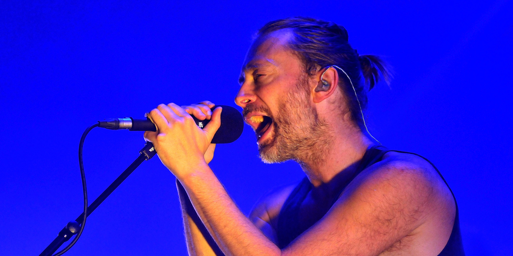 gay for pay tyra show men thom yorke gay