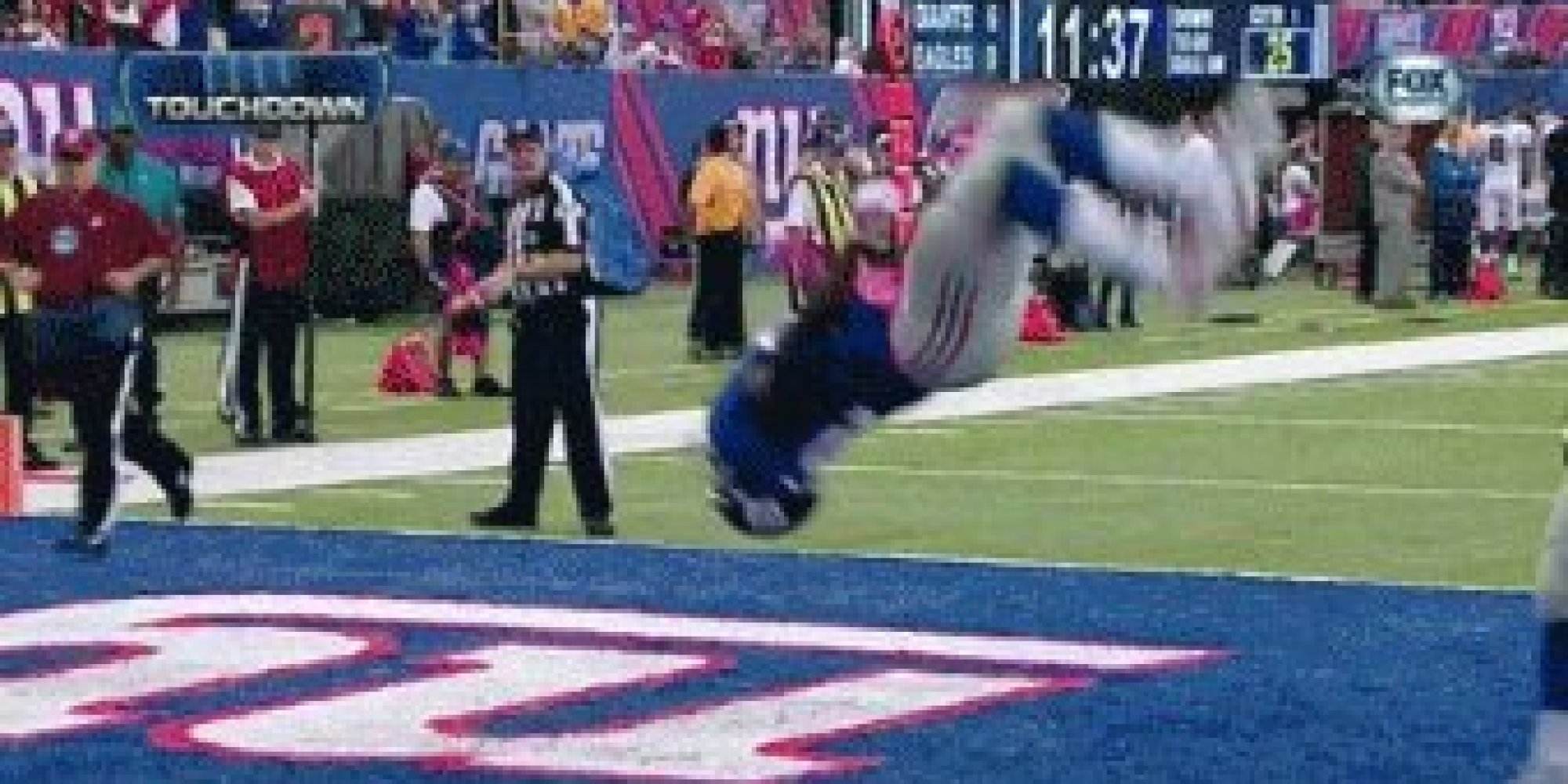 David Wilson Backflips Twice After First Touchdown Of Season In GiantsEagles Game (GIF) HuffPost