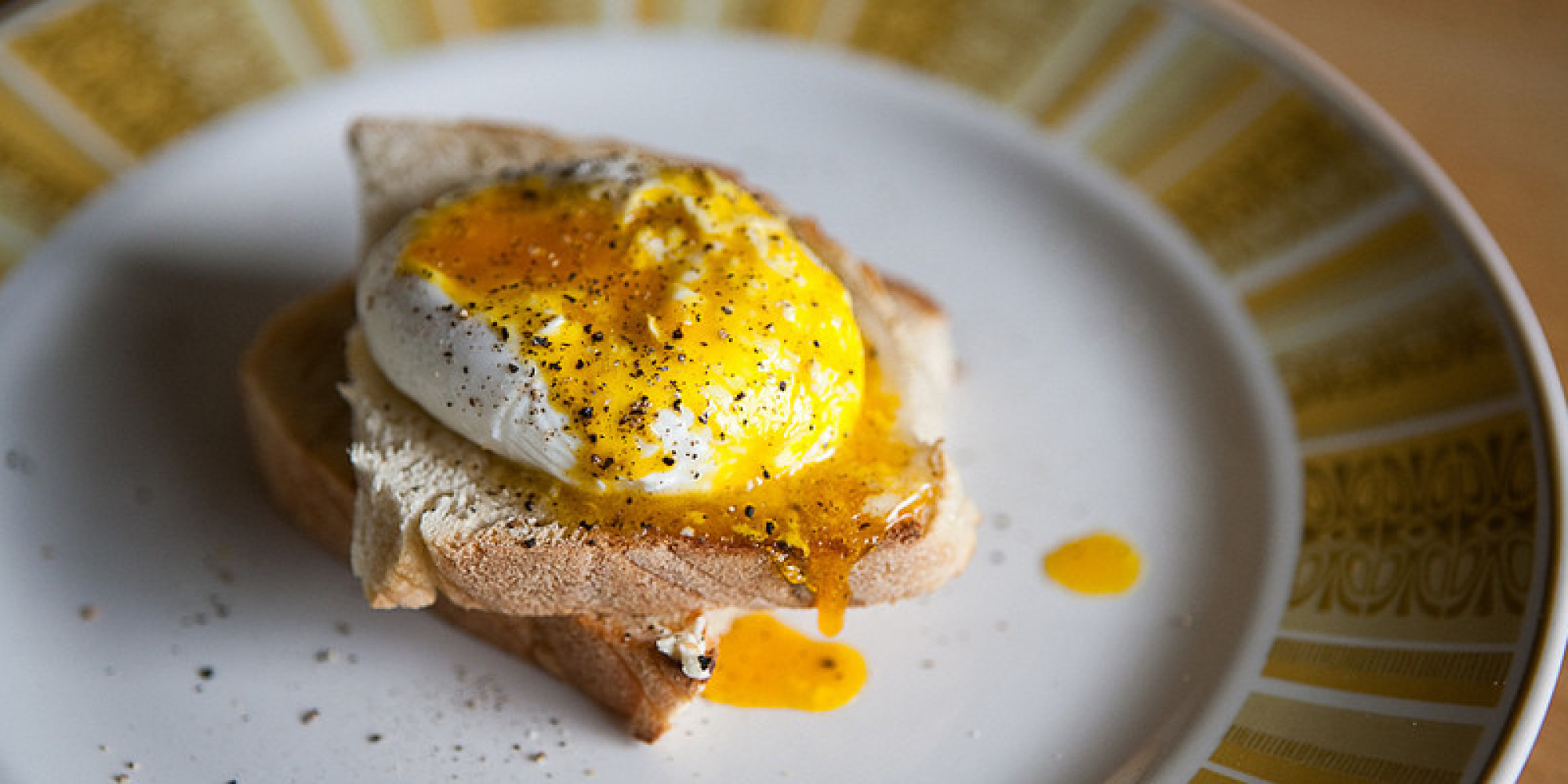 How To Make The Perfect Poached Egg And Never End Up With A Sloppy Mess Again (PHOTOS) HuffPost