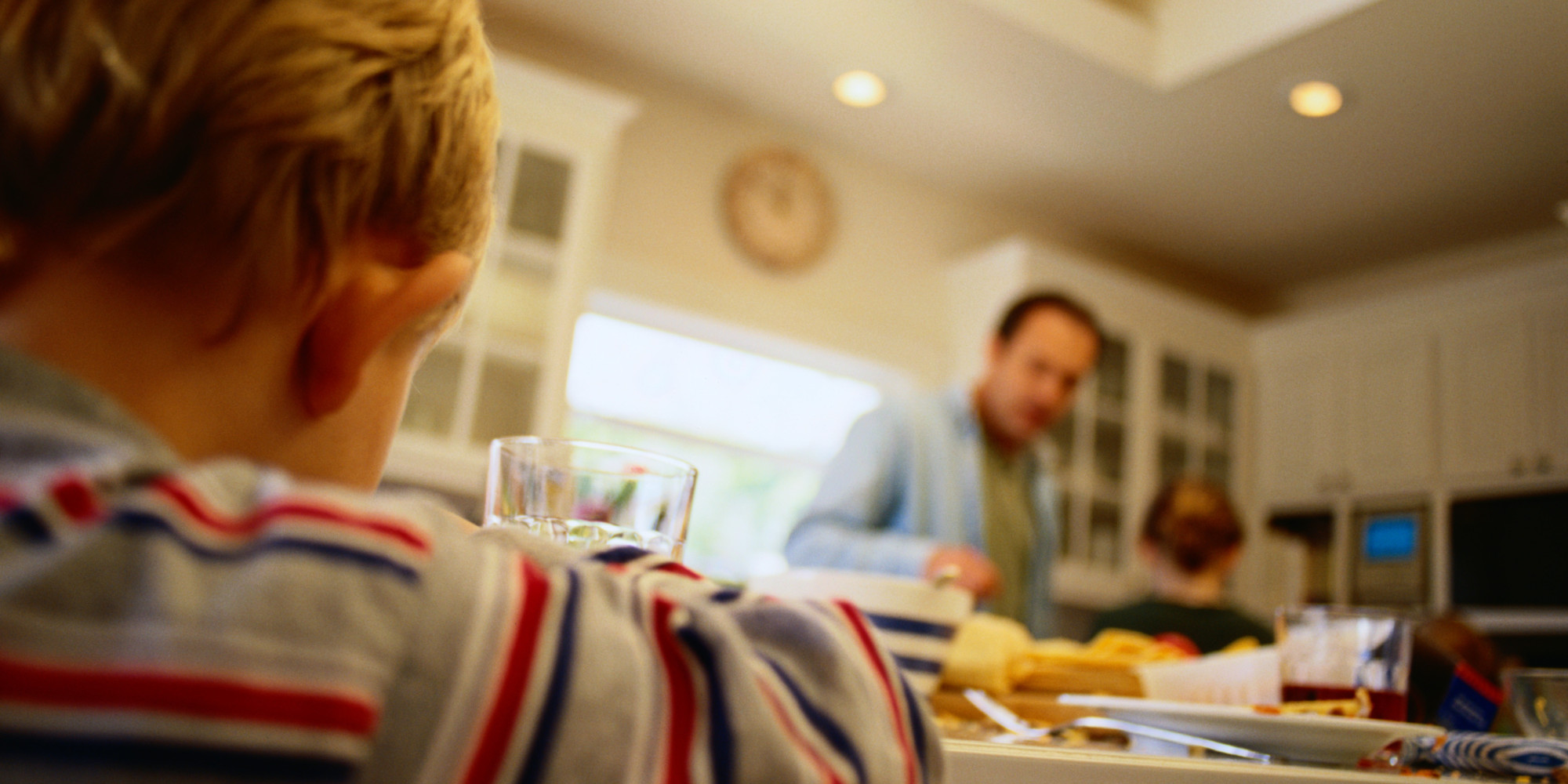 Study Links Spanking Kids To Aggression, Language Problems