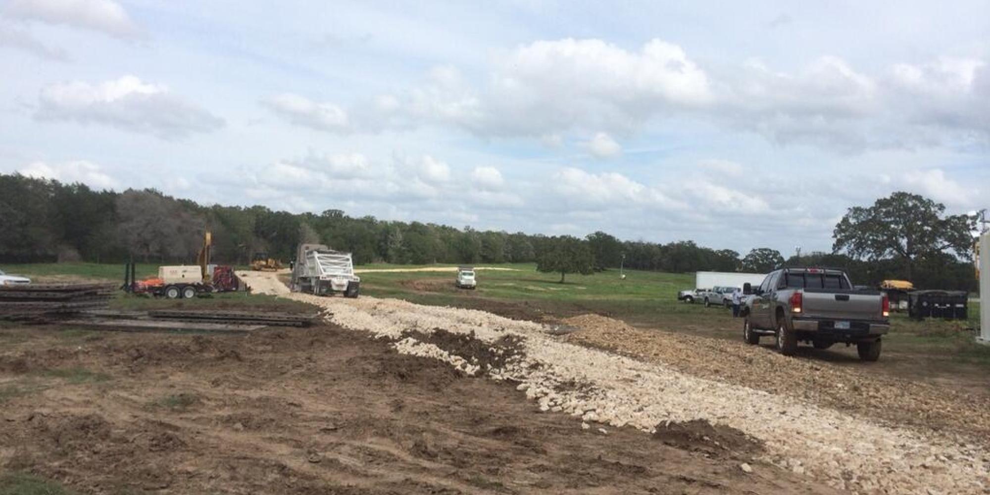 Smithville, Texas Oil Spill Koch Pipeline Leaks Crude Southeast Of