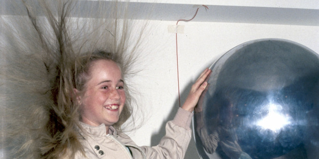 is-static-electricity-dangerous-and-can-it-cause-fire-or-not