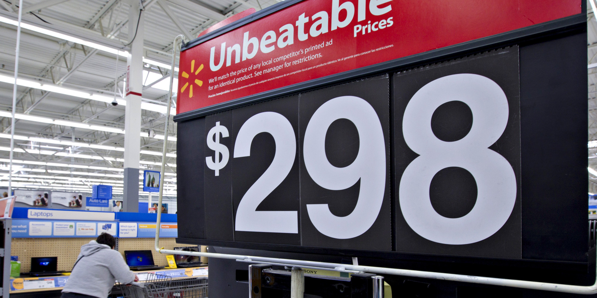 Walmart's Black Friday Plans Are Ruining Thanksgiving, Internet Says (VIDEO)