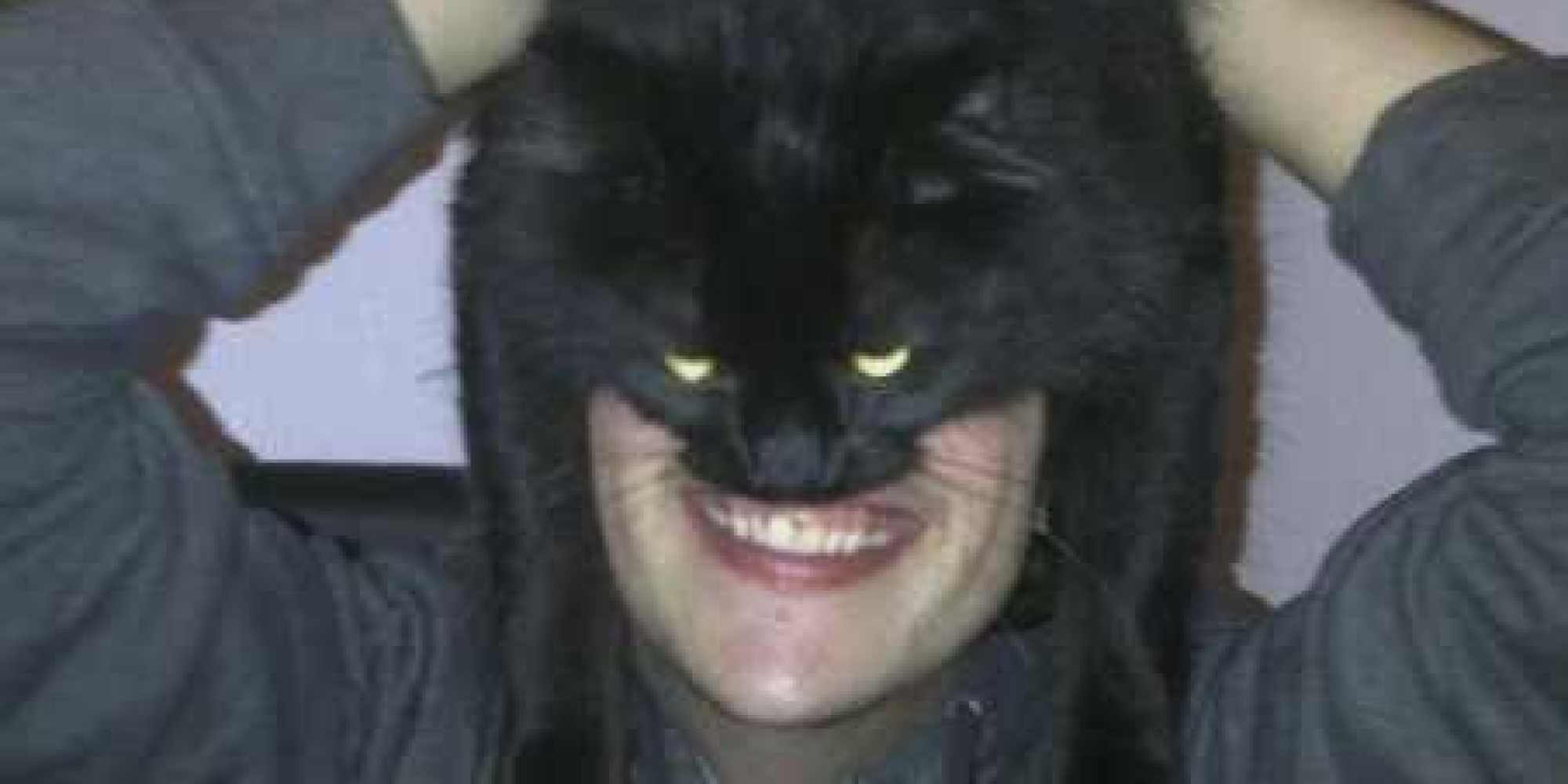 How To Look Like Batman, Using Your Cat (PICTURES) | HuffPost UK