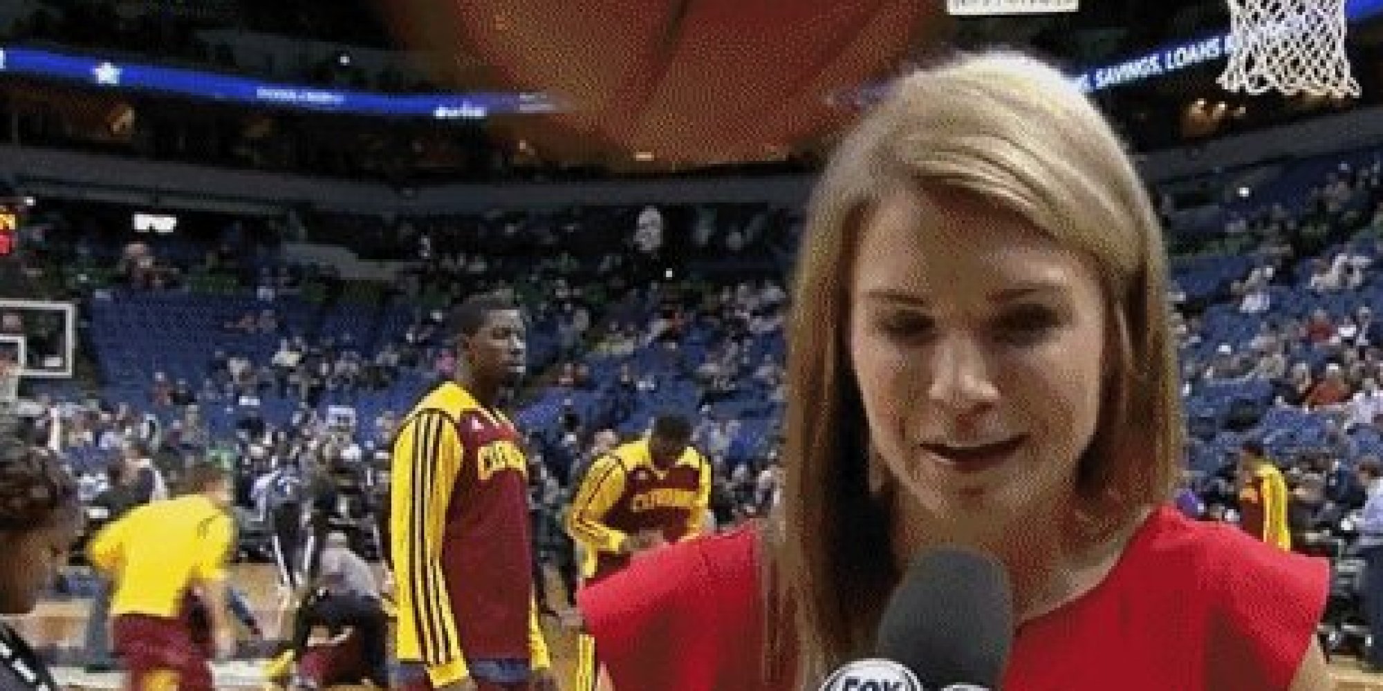 Cavs Sideline Reporter Takes Basketball To Head, Doesn't Miss A Beat (VIDEO) | HuffPost2000 x 1000