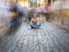 3 Ways To Meditate On The Go