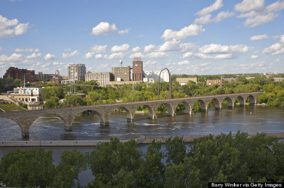 minneapolis bike bridge