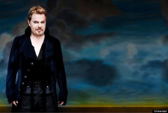 Watch Believe: The Eddie Izzard Story Streaming