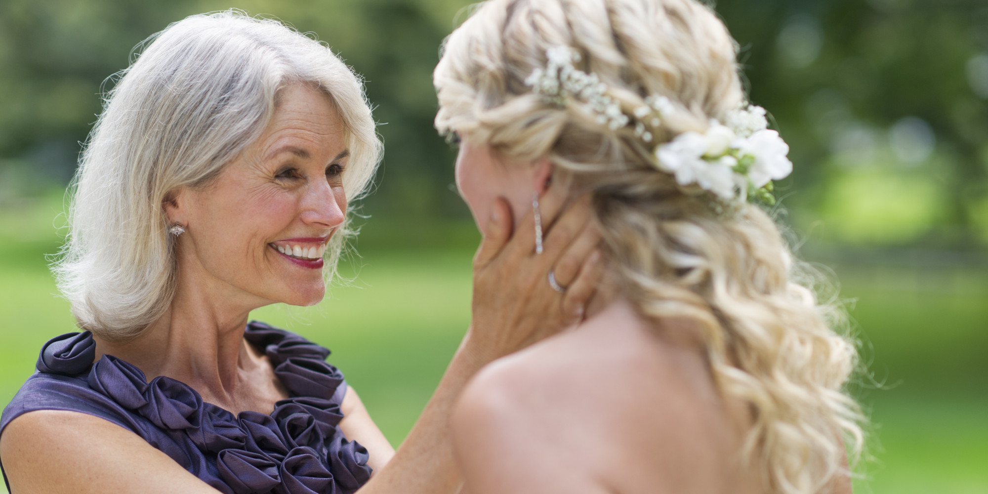 Picking Out Your Moms Dress For The Wedding More Drama Huffpost 