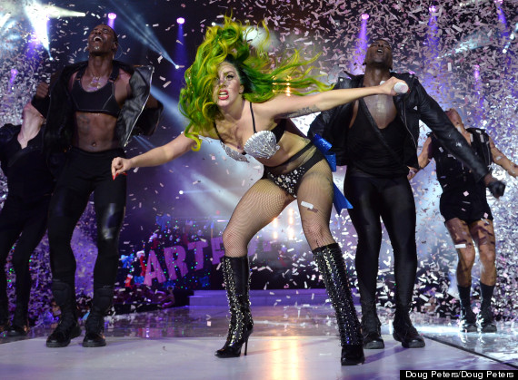 o-LADY-GAGA-JINGLE-BELL-BALL-570.jpg?1