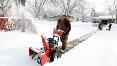 Snow tools