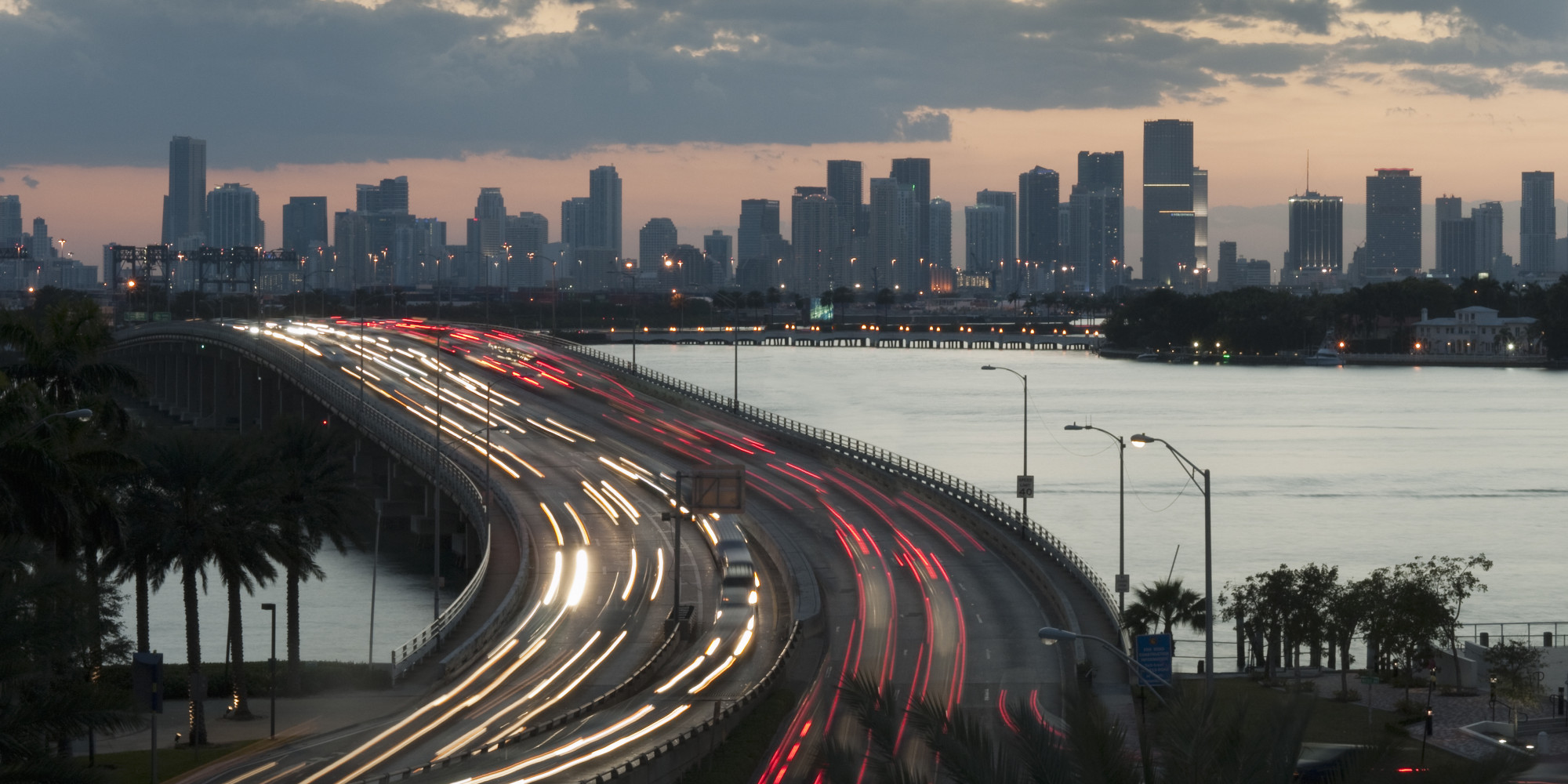 south-florida-traffic-may-soon-be-run-by-a-wireless-command-center-that