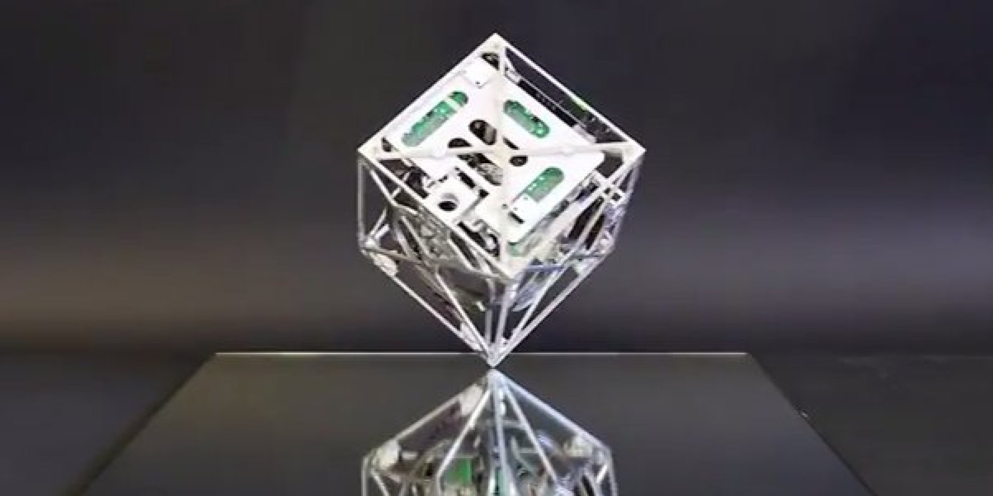 Cubli This Robot Cube Can Walk Rotate Balance And Jump VIDEO Cubli This Robot Cube Can Walk Rotate Balance And Jump VIDEO