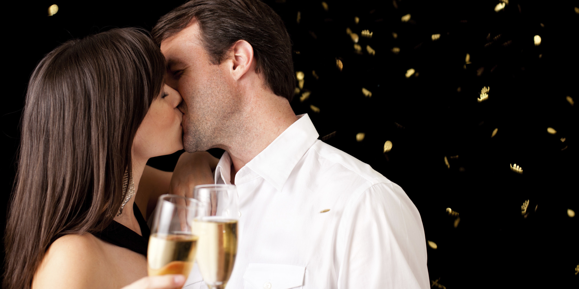 Секс в новогоднюю ночь после шампанского с женой друга