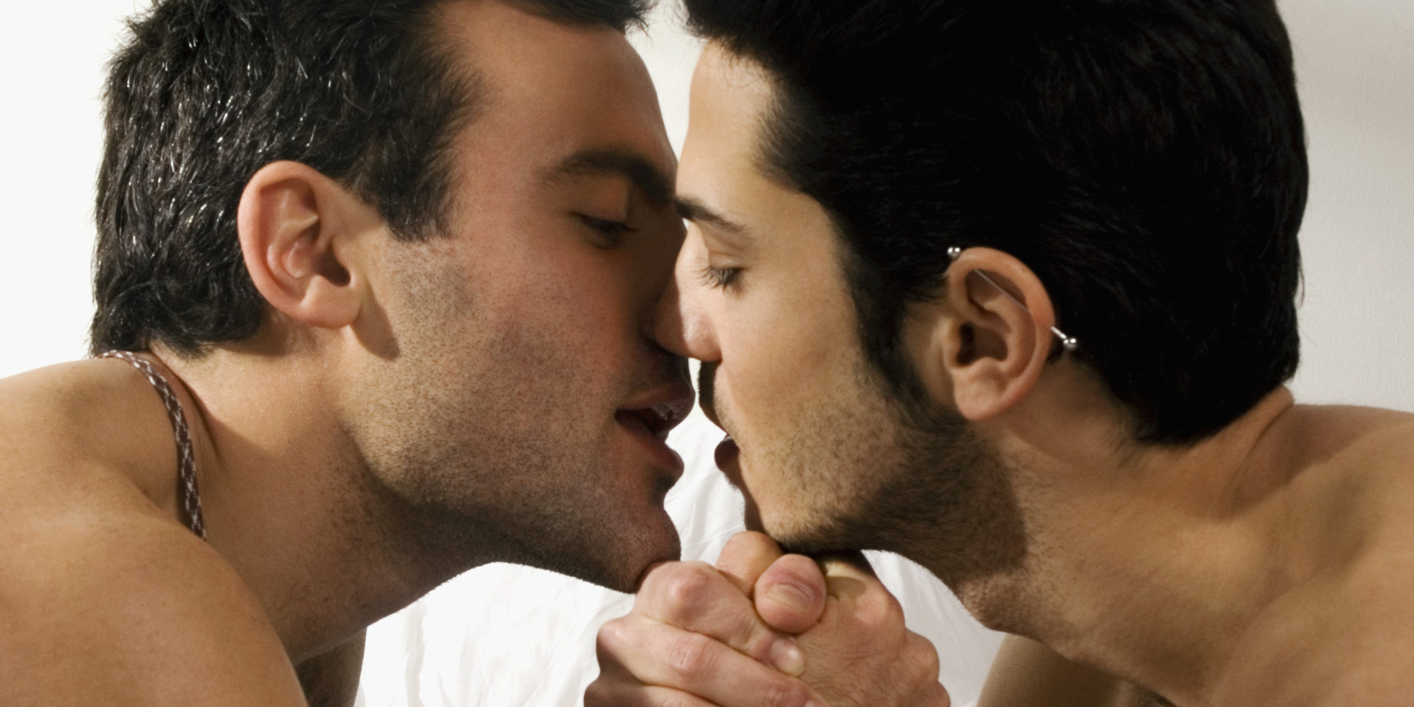 Gay Kissing Men 56