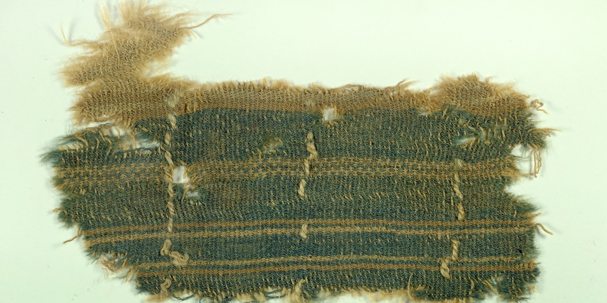 Sacred 'Biblical Blue' Dye Found In Ancient Scrap Of Cloth? (PHOTO