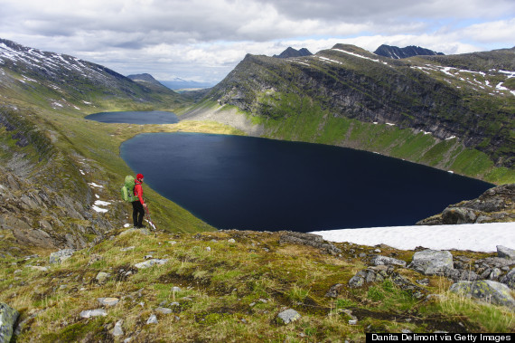 25 Reasons Norway Is The Greatest Place On Earth O-NORWAY-LAKE-570