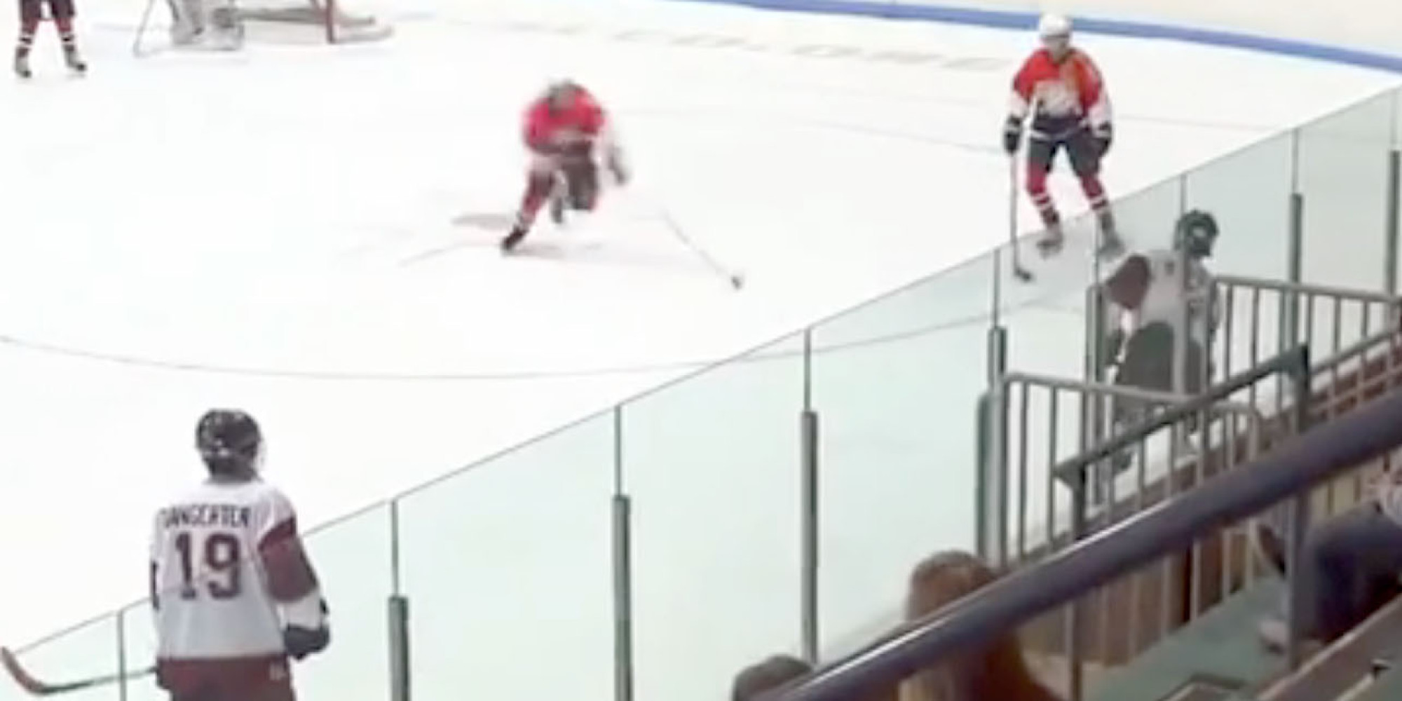 Hockey Player Goes For Cheap Shot, Fails Miserably (VIDEO) | HuffPost
