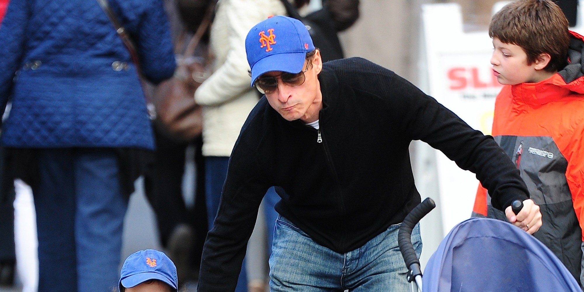 Anthony Weiner To Appear On ‘Alpha House’ | HuffPost