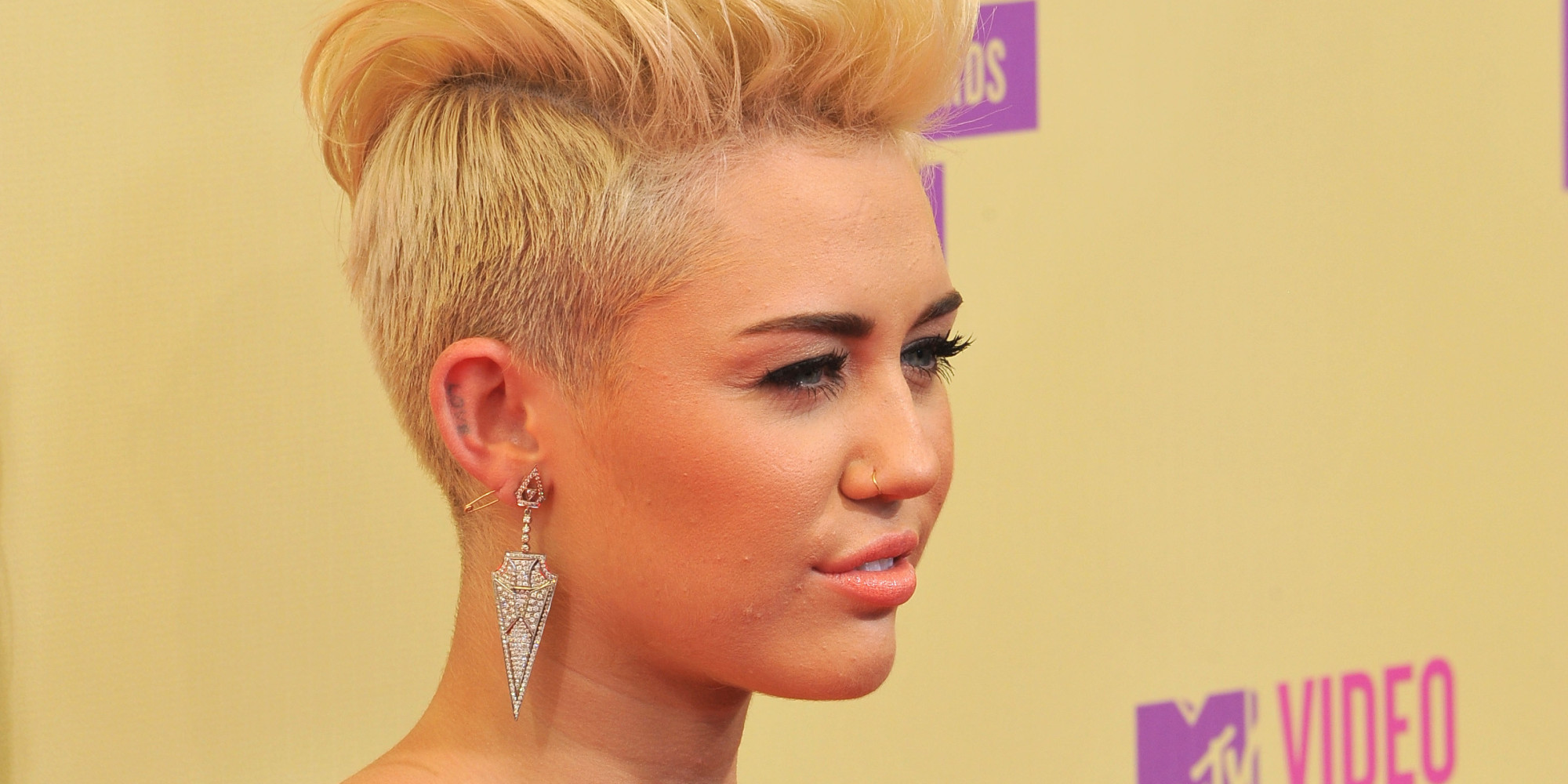 Miley Cyrus Sounds Off On Being Called An Ugly Lesbian Huffpost