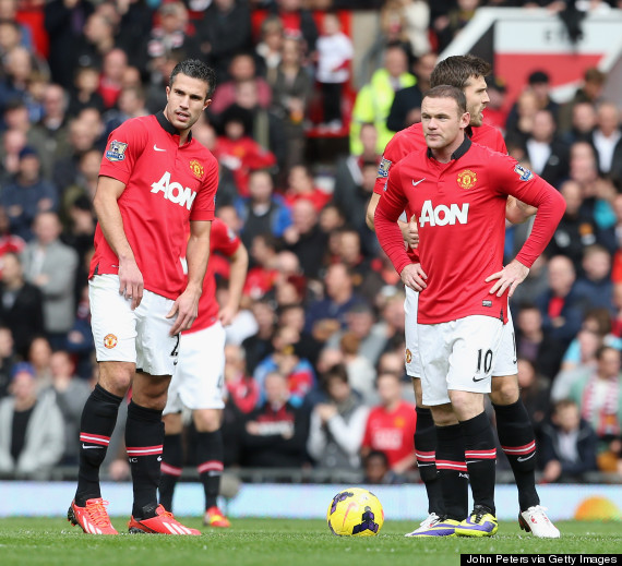 Manchester United Strikers Wayne Rooney And Robin Van Persie Miss
