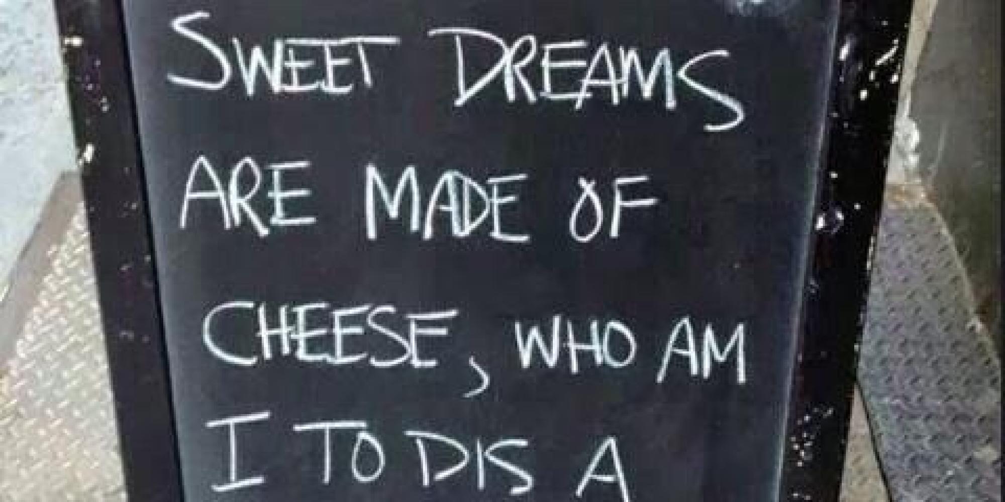 o FUNNY CHALKBOARD SIGN facebook