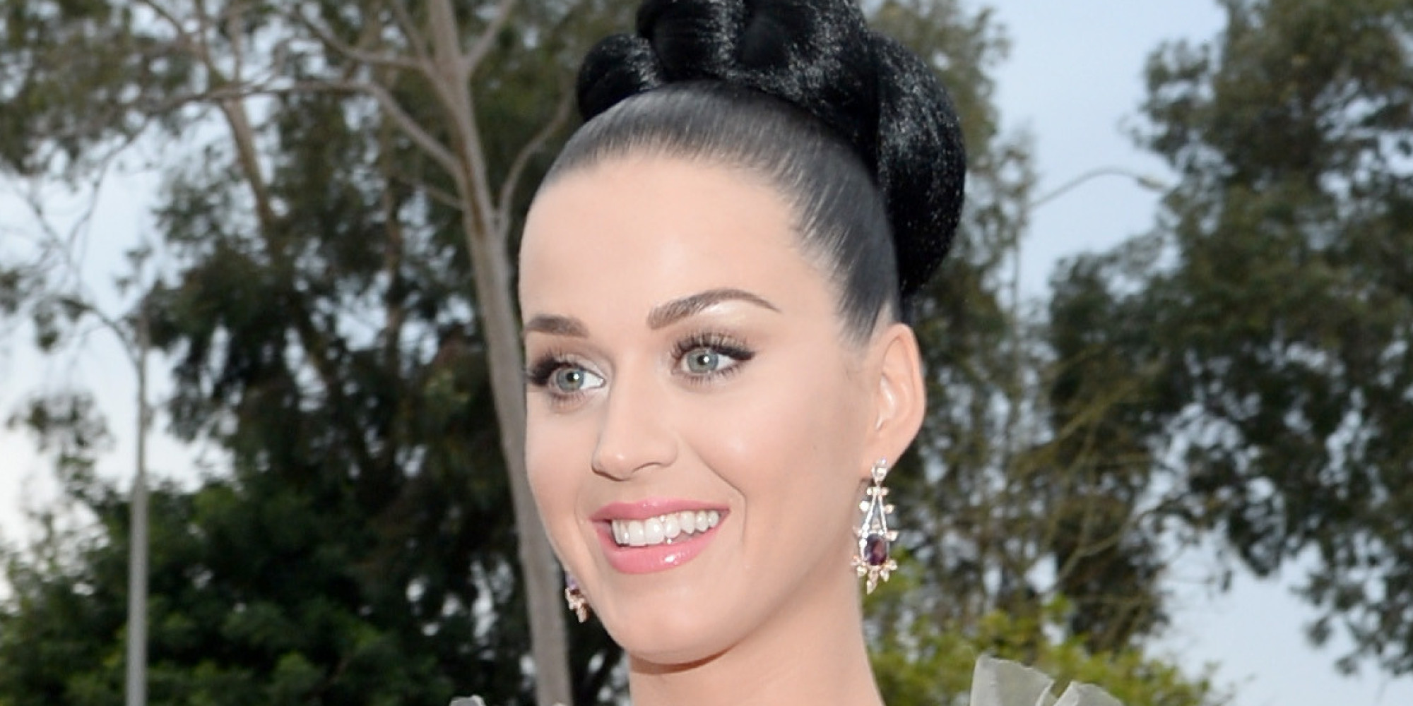 Katy Perry's Grammy Dress 2014 Is Literally Inspired By Music (photos 