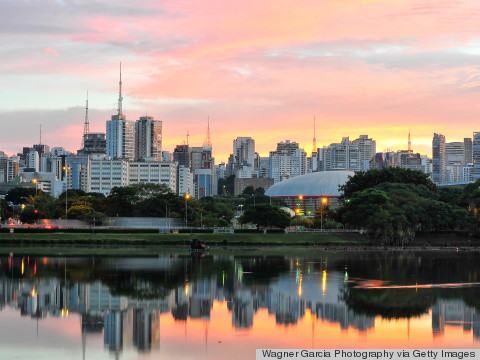 Arianna Huffington: <i>Bem-vindo</i> From São Paulo: Introducing the Brasil Post