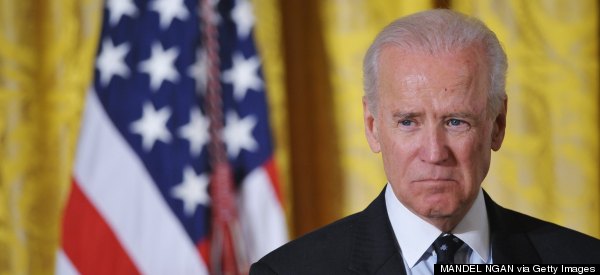 Biden Calls Ukraine Leader, Urges End To Standoff
