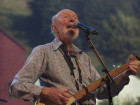 Pete Seeger Dead: Famed Folk Singer, Songwriter And Political Activist Dies At 94