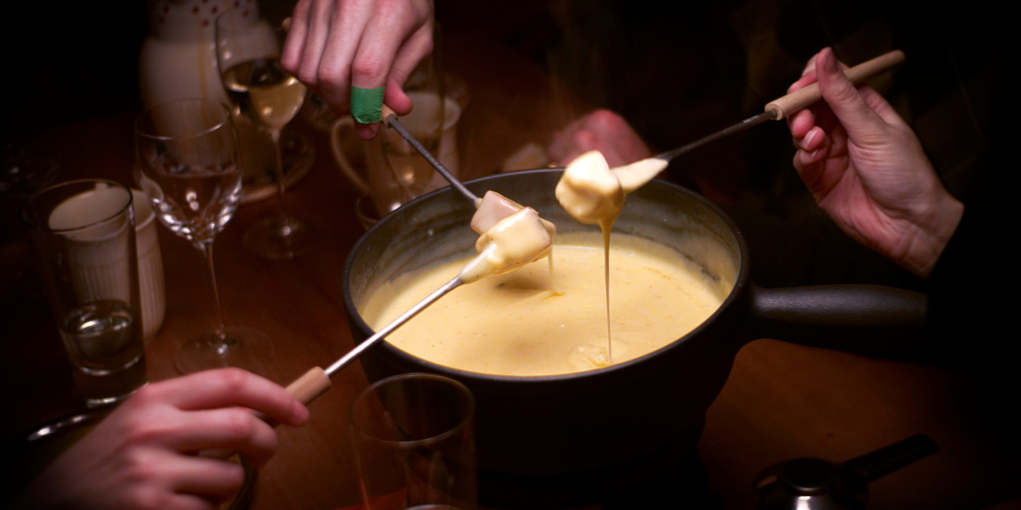 How to Eat Cheese Fondue the Proper Swiss/French Way HuffPost
