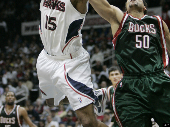 Hawks Bucks