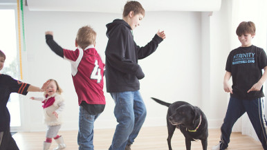 Family dancing 