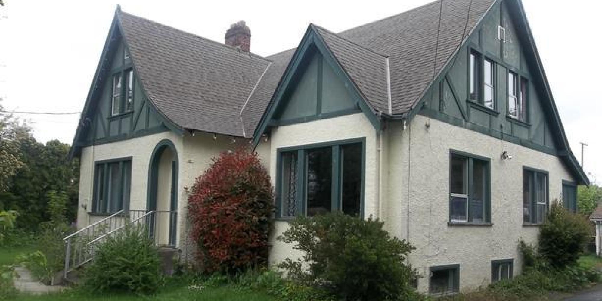 Duncan House Can Be Yours For 1, But You Have To Move It (PHOTOS)