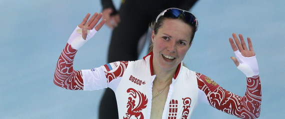 Russian Speed Skater Olga Graf Unzips Her Suit Without Realizing She S