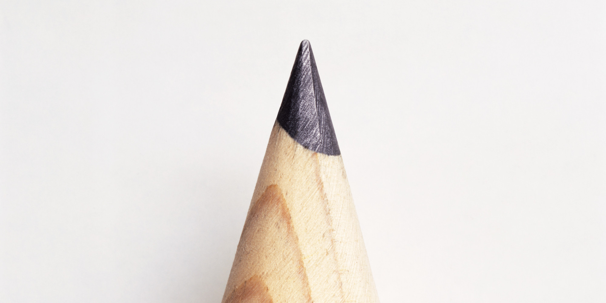 Hawaii Teacher's Aide Accused Of Stabbing Student With Mechanical