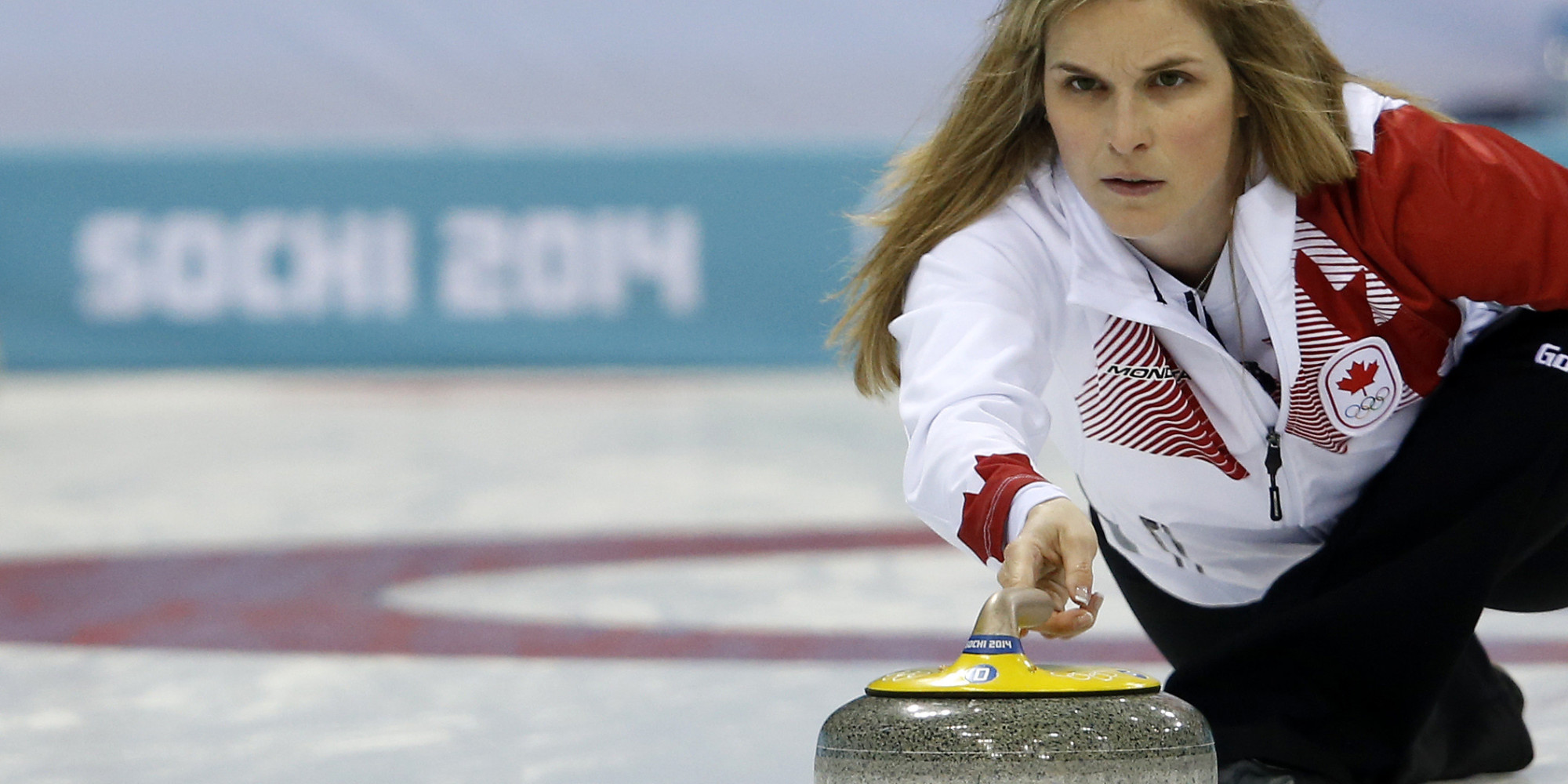 Jennifer Jones Canadian Womens Curling Team Go Undefeated In Round Robin Tournament