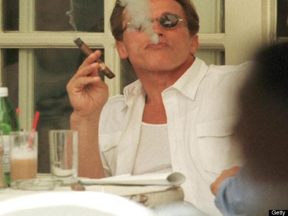 r-SCHWARZENEGGER-SMOKING-BAN-VETO-large5