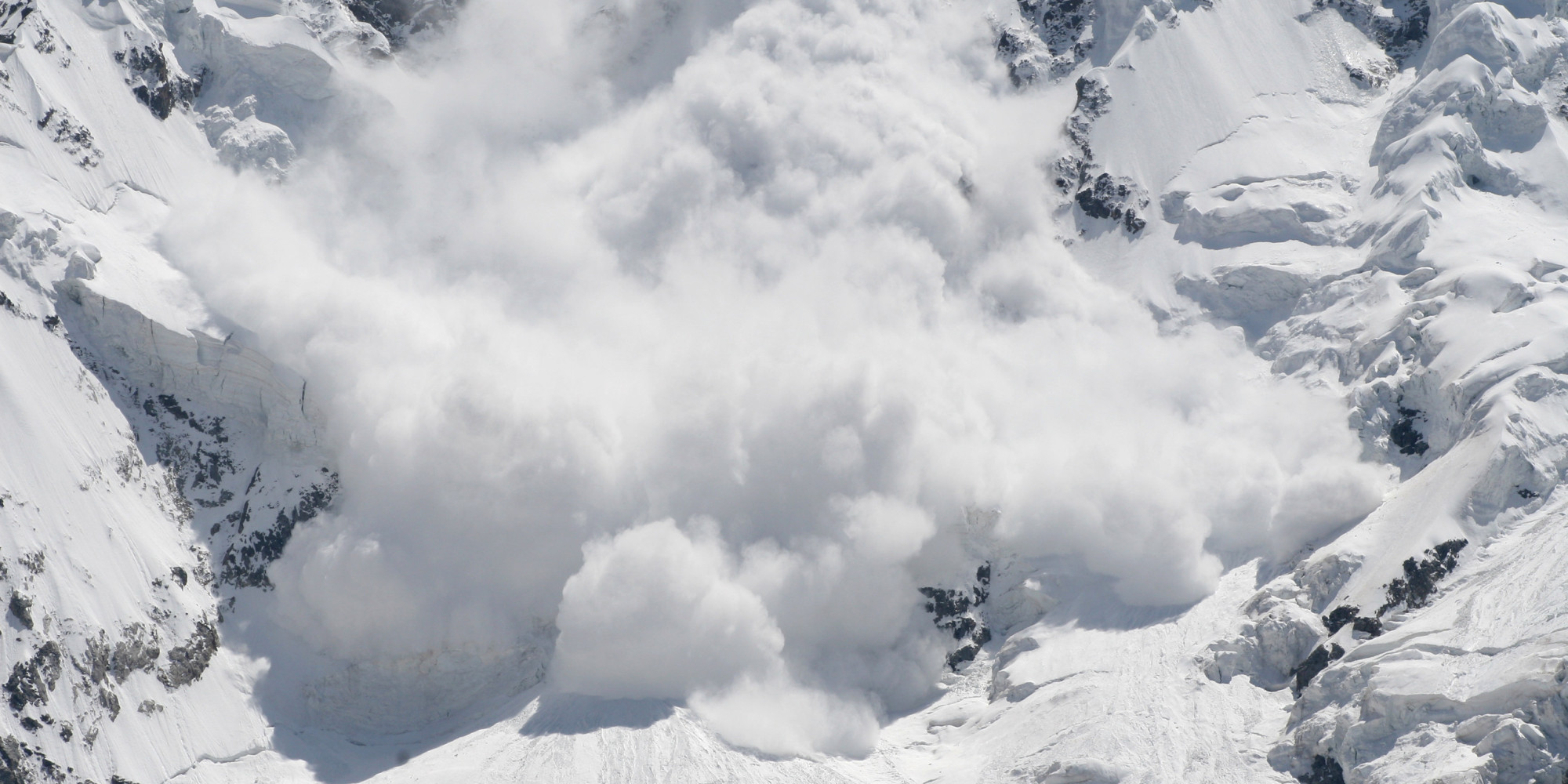 Snowboarder May Have Caused Montana Avalanche That Injured Three | HuffPost
