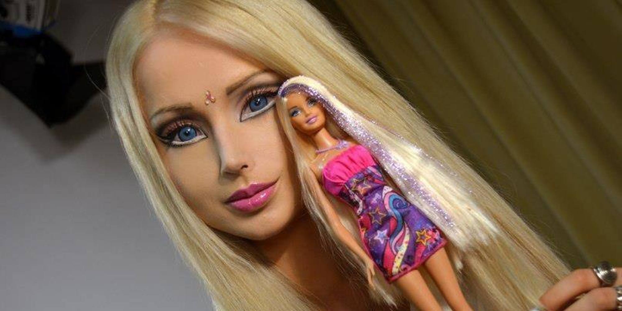 Valeria Lukyanova Human Barbie Posts No Make Up Selfie Would You Recognise Her