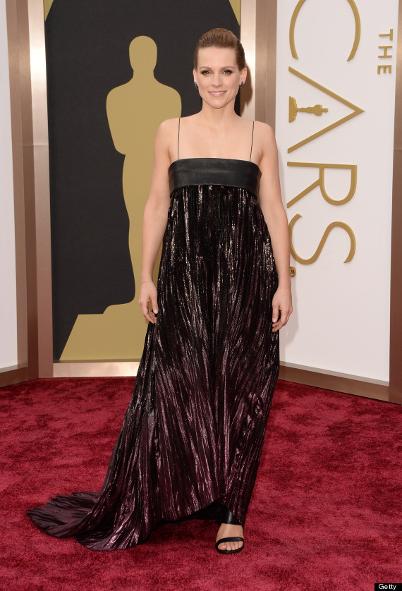 The Celebrities Who Landed On The Oscars 2014 Worst-Dressed List Need ...
