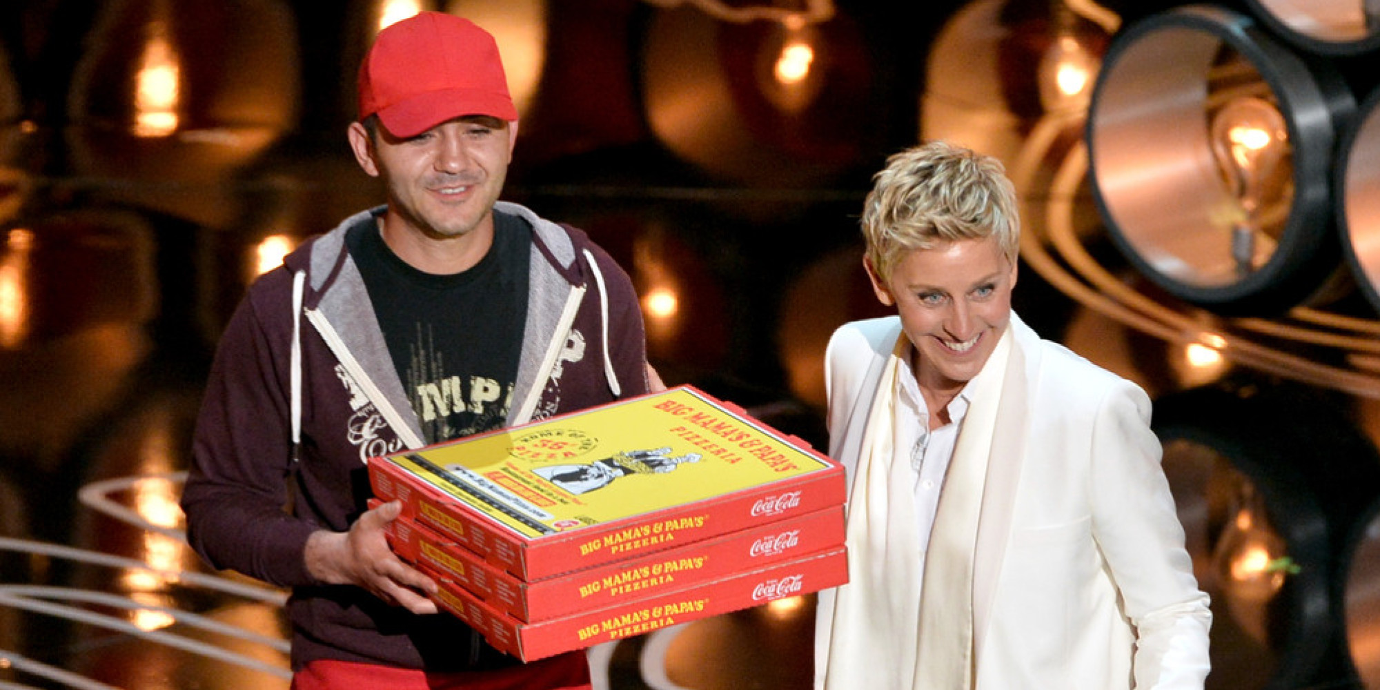 Martirosyan, the famed Oscars pizza man, poses with host Ellen DeGeneres. 