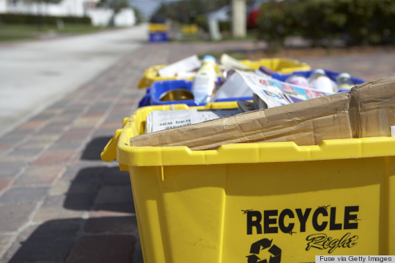 recycling bin curb