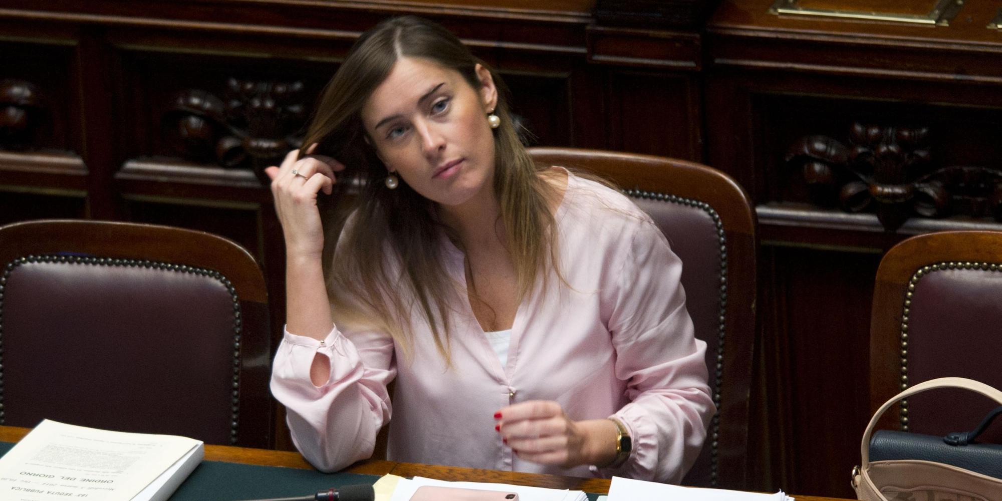 Mar A Elena Boschi La Sexy Ministra Italiana Taringa