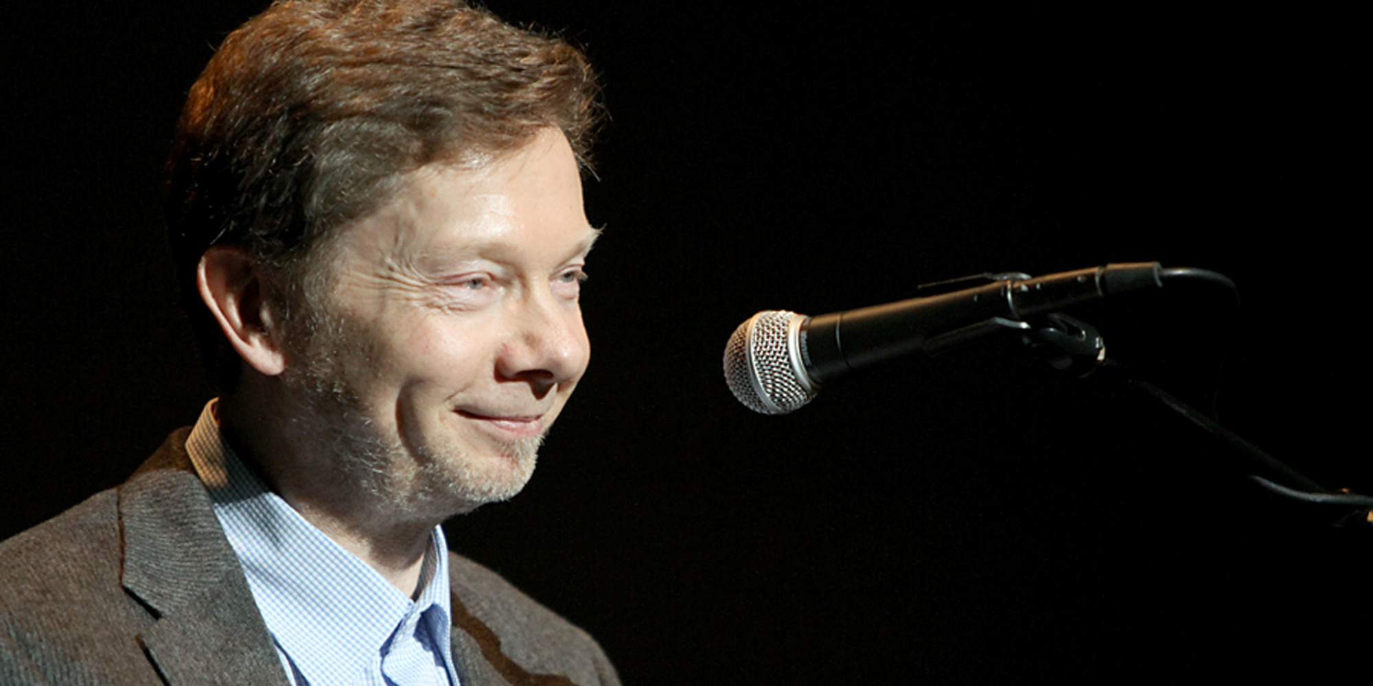 living-in-presence-with-your-emotional-pain-body-eckhart-tolle