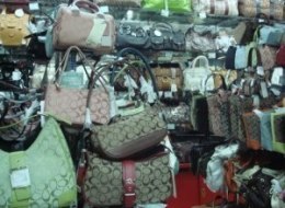 Coach Sues City Of Chicago: Suit Claims Vendors Sell Knockoffs On City Streets