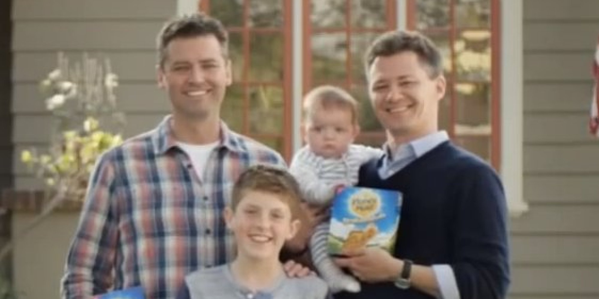 Nabisco S Gay Inclusive Honey Maid Teddy Grahams Commercial Slammed By