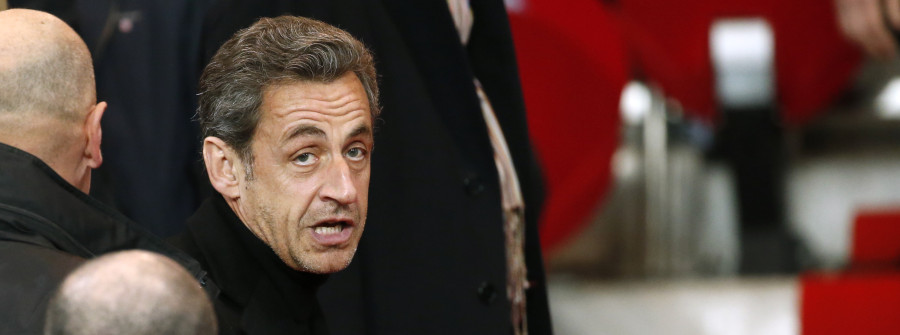 http://i.huffpost.com/gen/1690086/thumbs/r-SARKOZY-huge.jpg