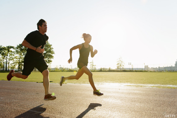 pareja corriendo