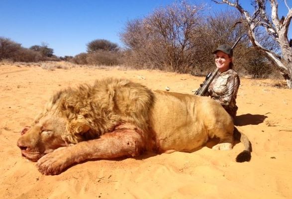 Man Shoots Lion 121